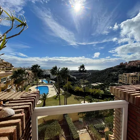 Havsutsikt & Pool Sea View 2Br Apt For 6 Guests Near Marbella And Fuengirola