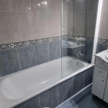 Havsutsikt & Pool Sea View 2Br Apt For 6 Guests Near Marbella And Fuengirola Sitio de Calahonda